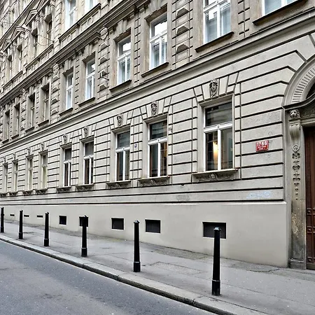 Magnificent King Suite Prague Exterior photo